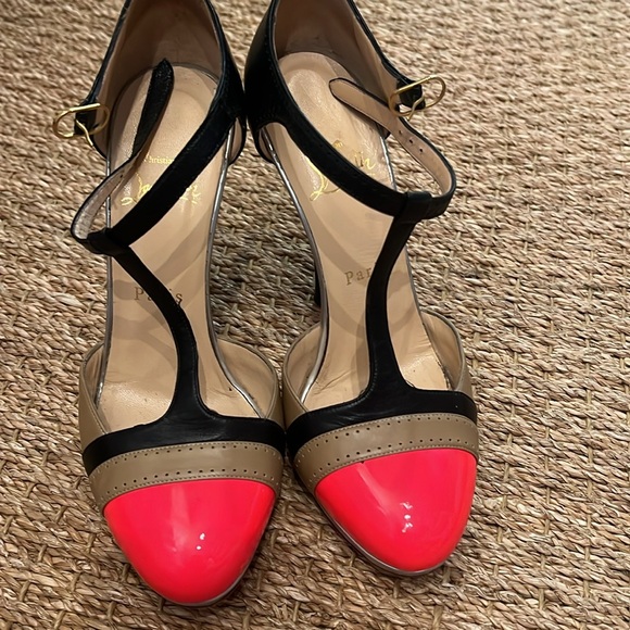 Christian Louboutin heels - Picture 4 of 7